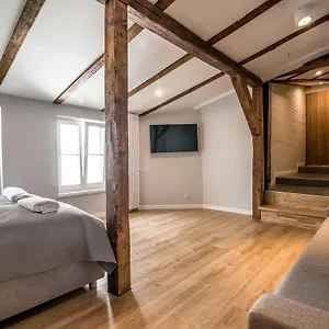  Homestay Modern Poland
